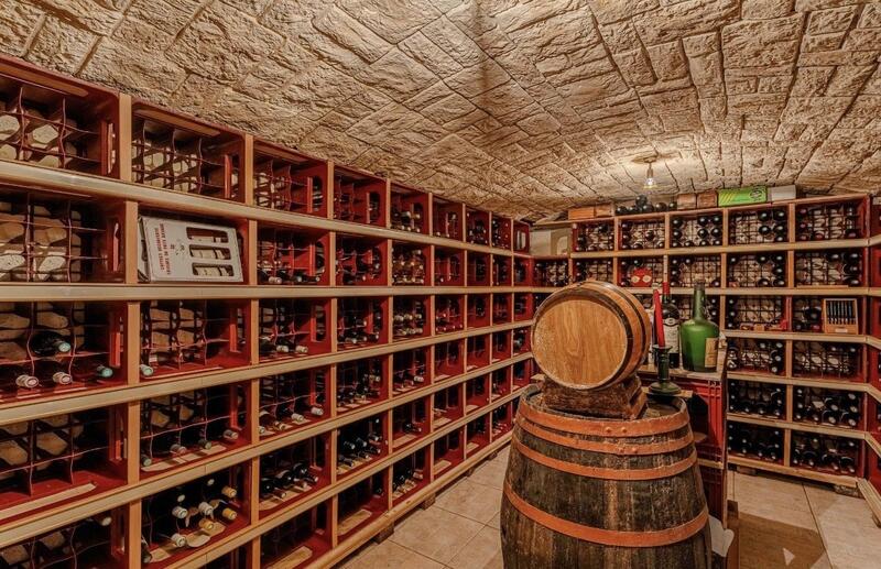 Maison de maîtres - 367 m² - 11 pièces