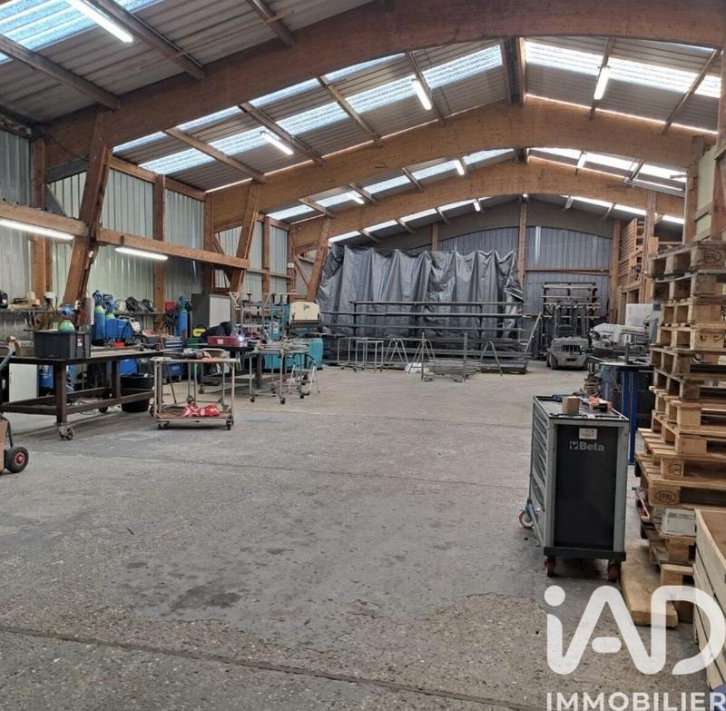 Appartement - 480 m² - 3 pièces