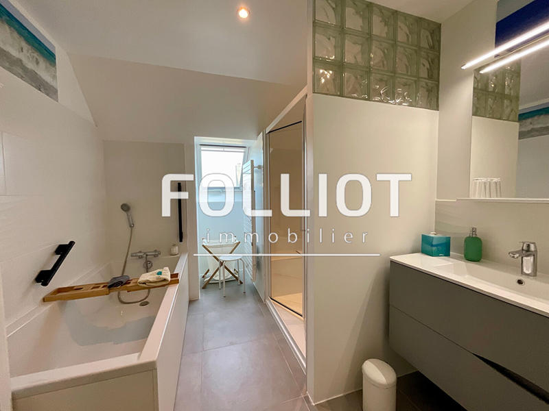 Maison - 176 m² - 6 pièces