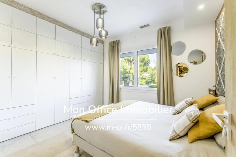 Maison - 185 m² - 7 pièces