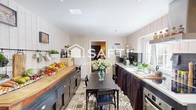 Maison - 153 m² - 7 pièces