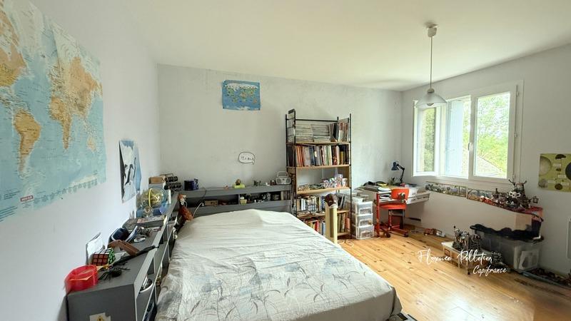 Maison - 333 m² - 9 pièces