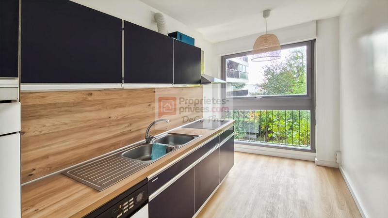 Appartement - 94 m² - 4 pièces