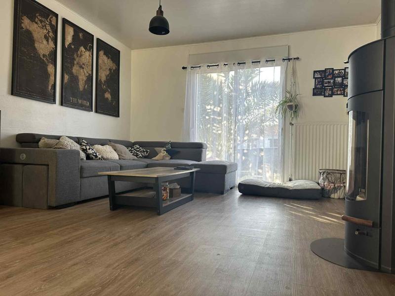 Maison - 97 m² - 5 pièces