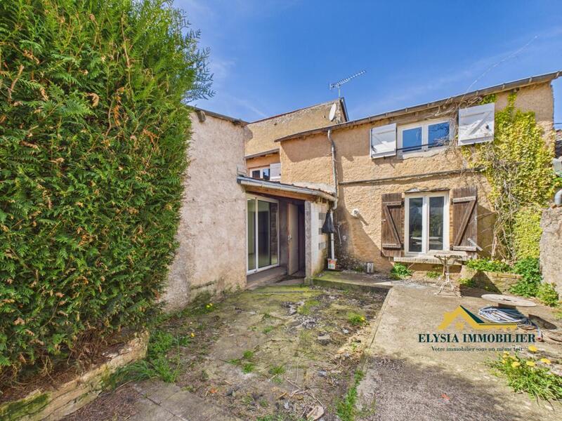 Maison de village - 180 m² - 6 pièces