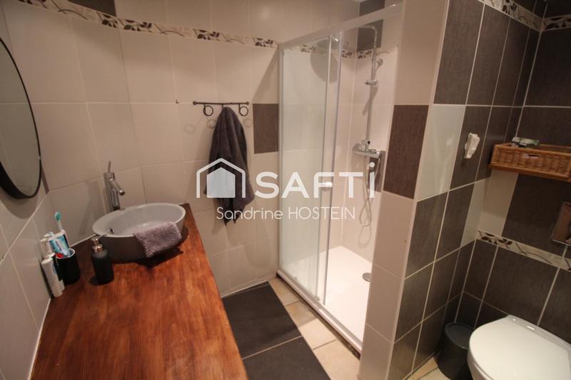 Maison - 284 m² - 10 pièces