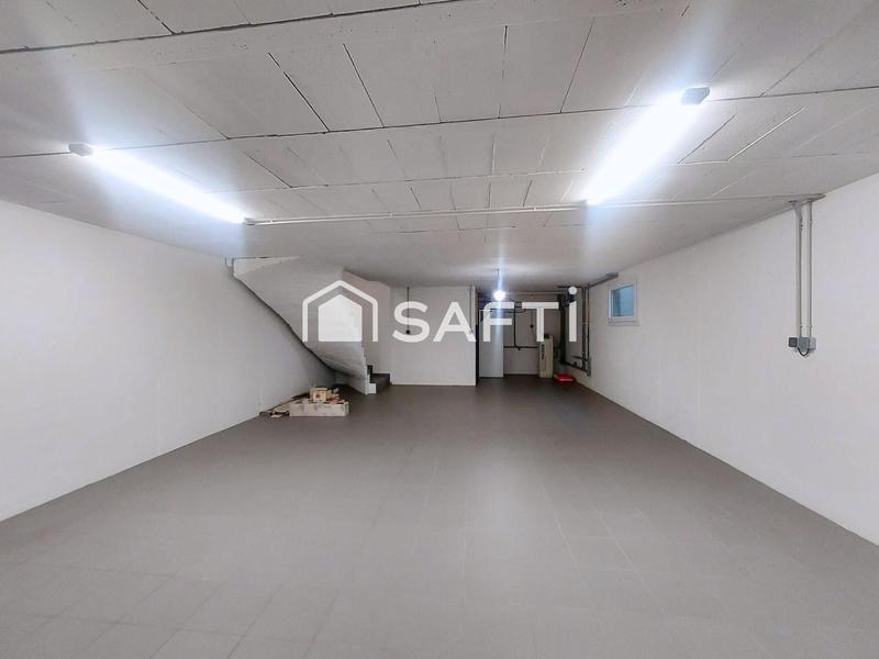 Maison - 93 m² - 5 pièces