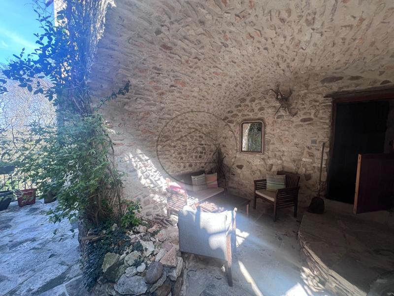 Maison en pierre - 100 m² - 4 pièces