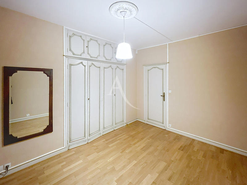 Appartement - 74 m² - 3 pièces