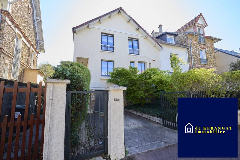 Maison - 135 m² - 6 pièces