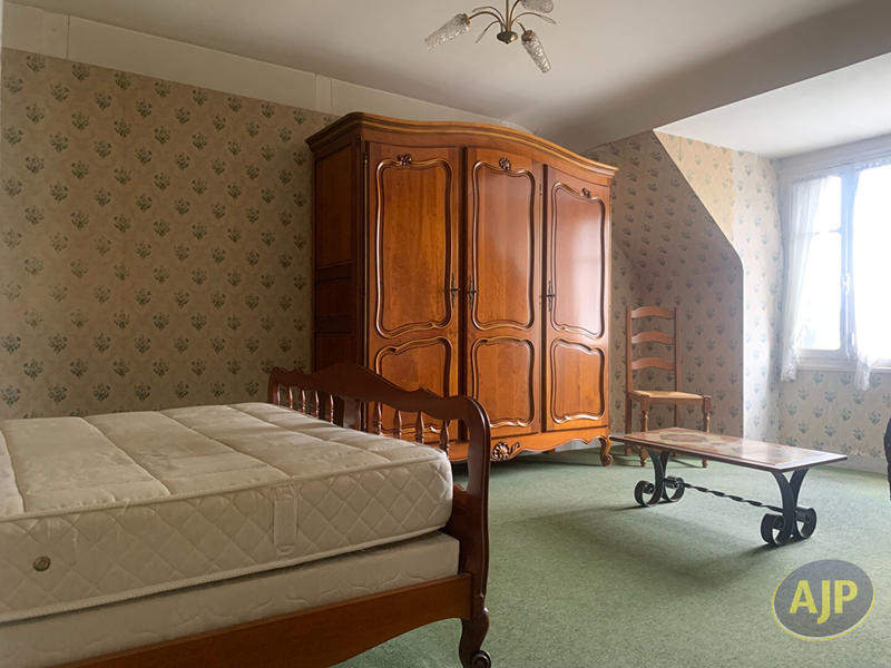 Maison - 121 m² - 5 pièces