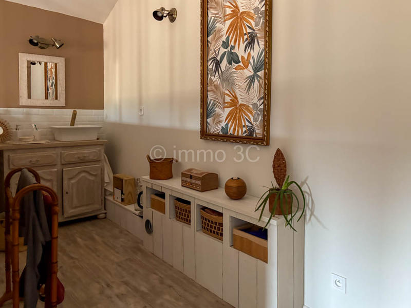 Maison en pierre - 201 m² - 7 pièces