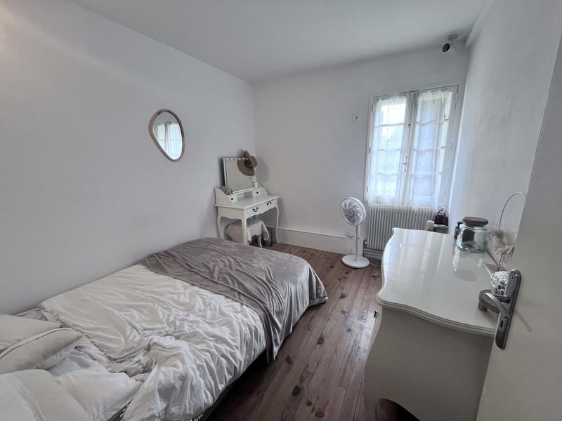 Maison traditionnelle - 181 m² - 15 pièces