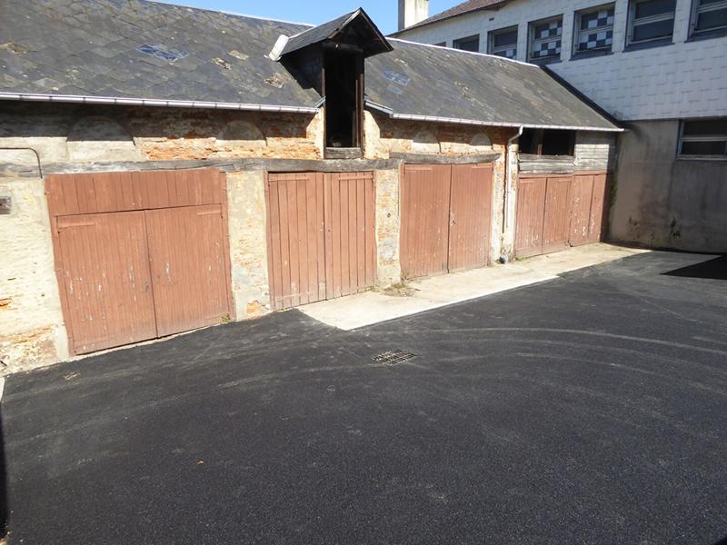 Parking / Garage - 230 m²