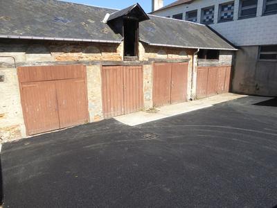 Parking / Garage - 230 m²