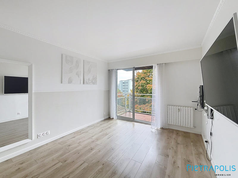 Appartement - 79 m² - 3 pièces