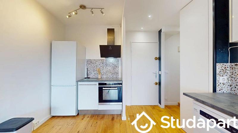 Chambre - 9 m² - 1 pièce