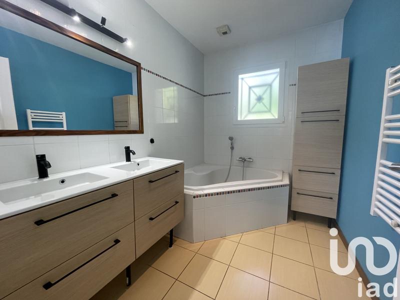 Maison - 104 m² - 4 pièces