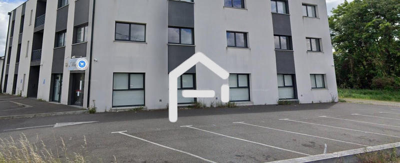 Local commercial - 252 m² - 4 pièces