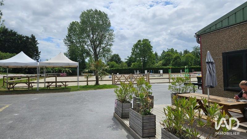 Local commercial - 8 310 m²