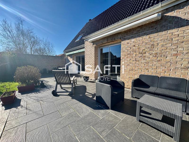 Maison - 217 m² - 8 pièces