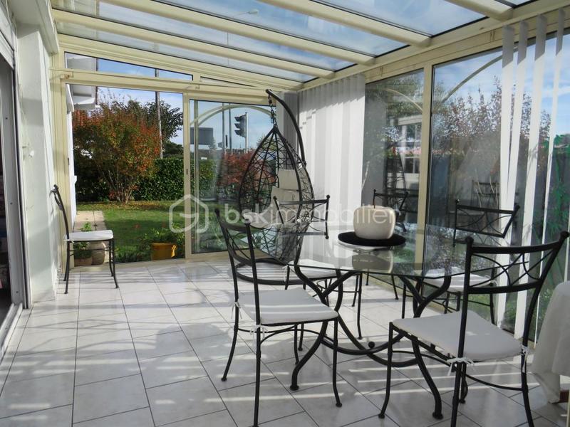 Maison traditionnelle - 90 m² - 4 pièces