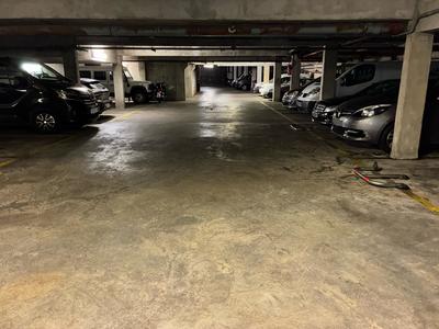 Parking / Garage - 14 m²