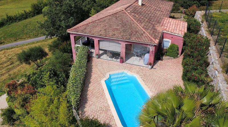 Maison - 133 m² - 5 pièces