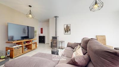 Maison - 93 m² - 4 pièces