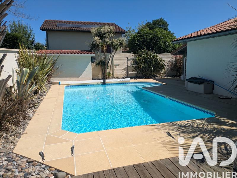 Maison - 112 m² - 5 pièces