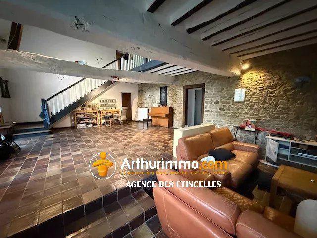 Maison - 200 m² - 6 pièces