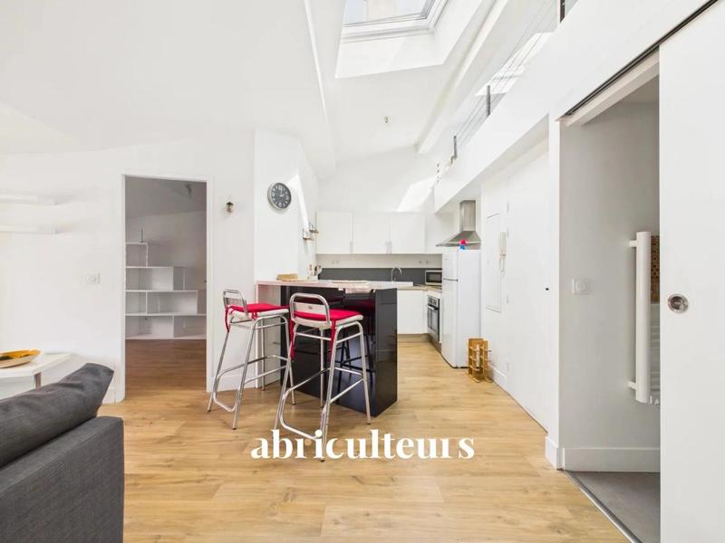 Appartement ancien - 34 m² - 2 pièces