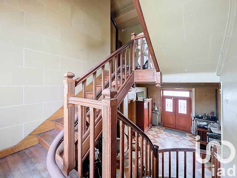 Maison - 214 m² - 10 pièces