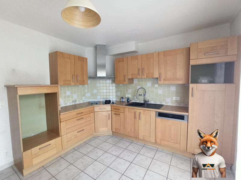 Maison traditionnelle - 180 m² - 7 pièces