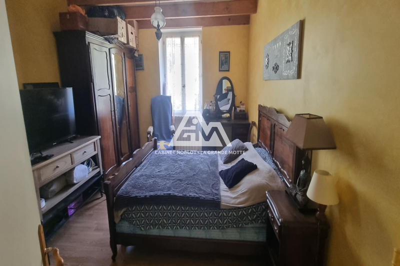 Propriété - 220 m² - 9 pièces