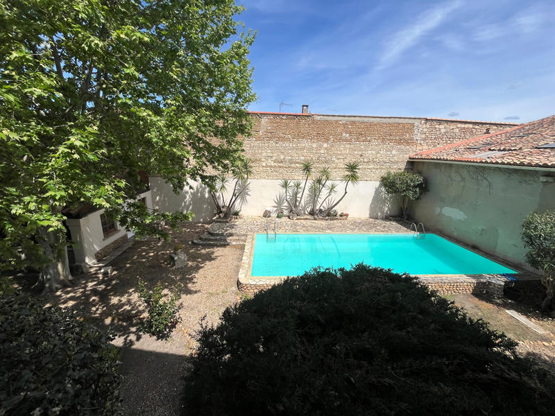 Maison - 185 m² - 7 pièces