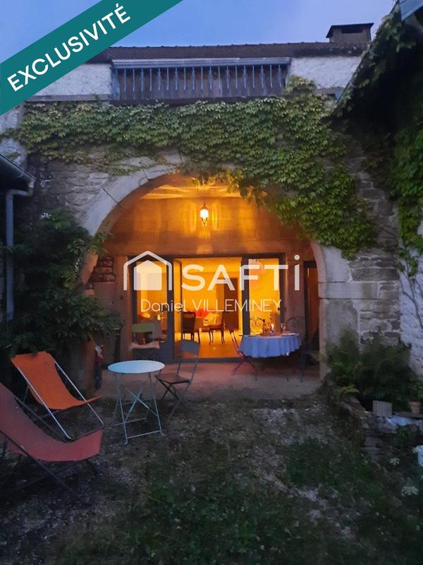 Maison - 185 m² - 9 pièces