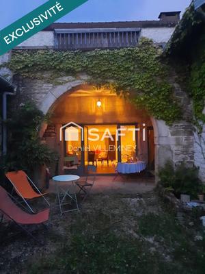 Maison - 185 m² - 9 pièces