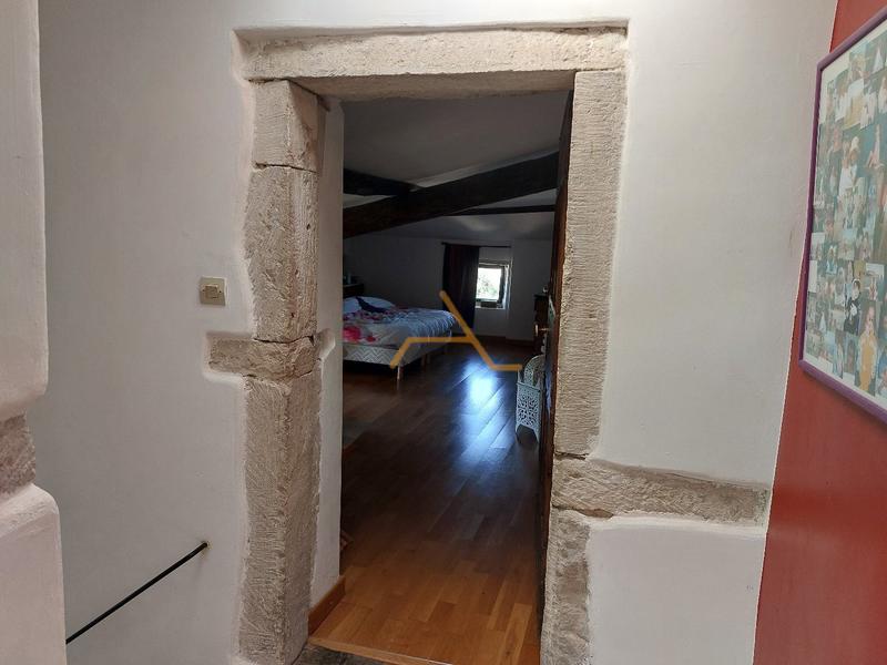 Maison de village - 229 m² - 7 pièces