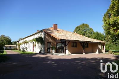 Maison de village - 290 m² - 7 pièces