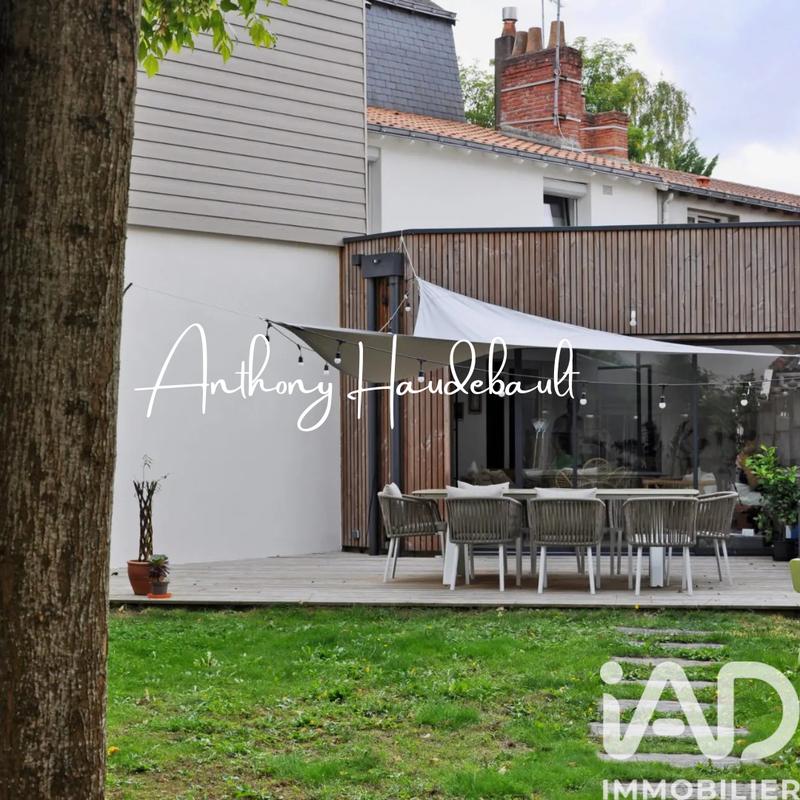 Maison - 174 m² - 9 pièces