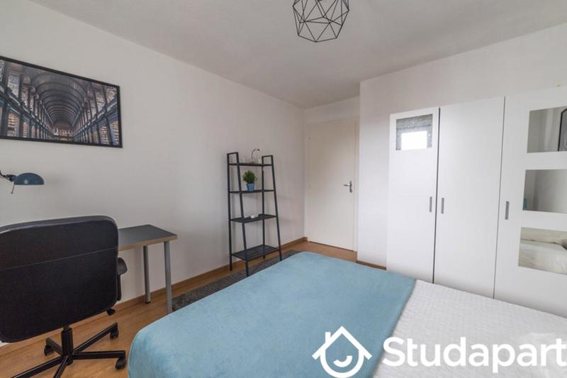 Chambre - 17 m² - 1 pièce