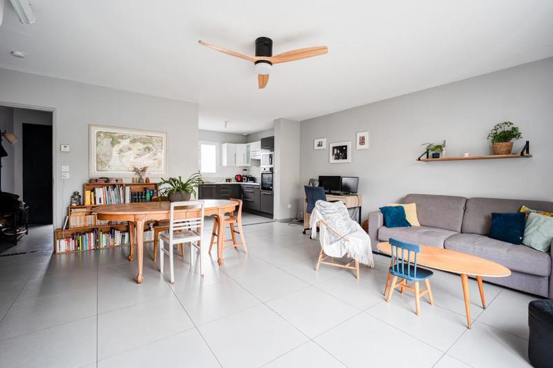 Maison - 80 m² - 4 pièces