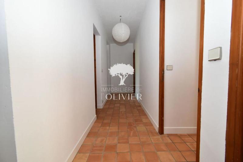 Propriété - 174 m² - 6 pièces