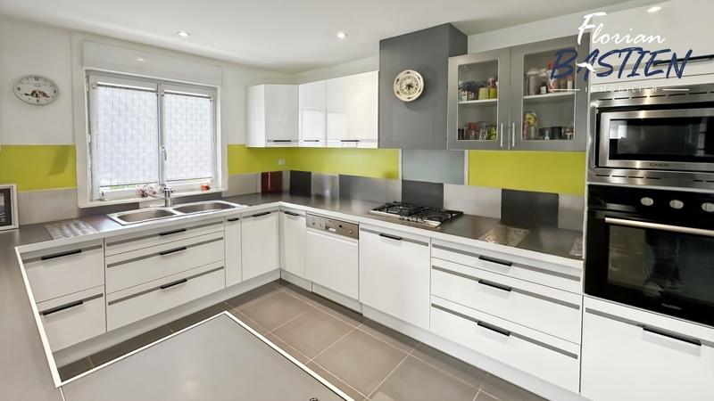 Maison - 110 m² - 5 pièces