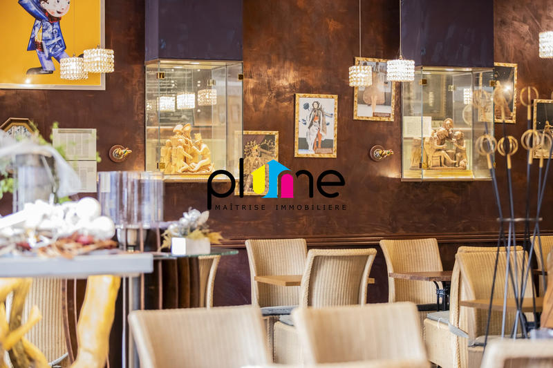 Local commercial - 1 000 m²