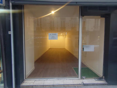 Magasins - 23 m² - 1 pièce