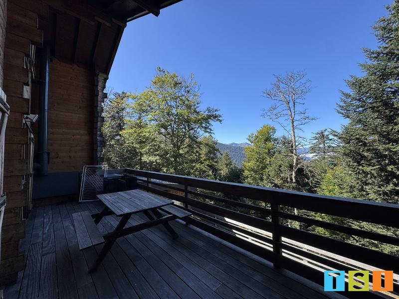 Maison - 187 m² - 11 pièces