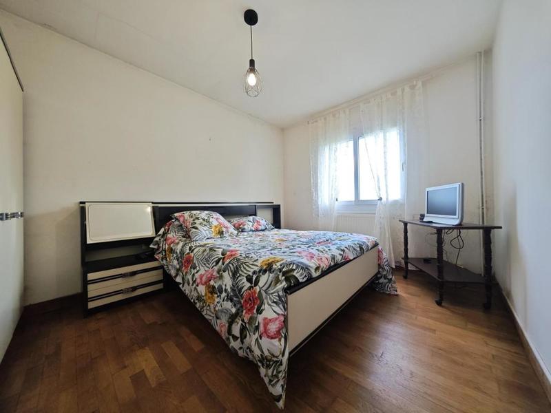 Maison - 205 m² - 8 pièces