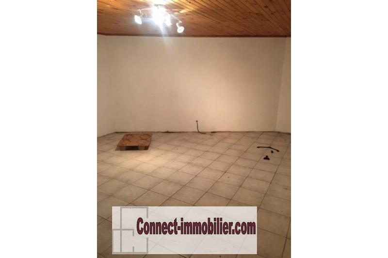 Local commercial - 670 m² - 3 pièces